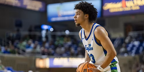 Parking Eastern Kentucky Colonels at Queens Royals Mens Basketball
