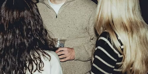 Alexandria Singles: Late 30s\/40s Happy Hour