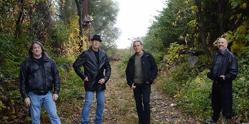 Hindsight rocks The Brick Tap & Tavern