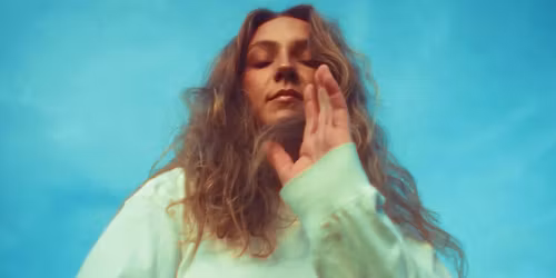 Elise Sl\u00f8gedal p\u00e5 Antikvariatet