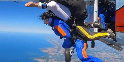 Parachute jumping with my friends. 