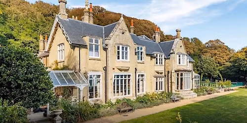 The East Dene Christmas Extravaganza \u2014 Bonchurch Village