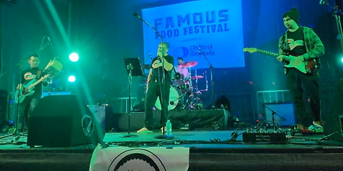 The Time Travelers Rock The Famous Food Festival! 