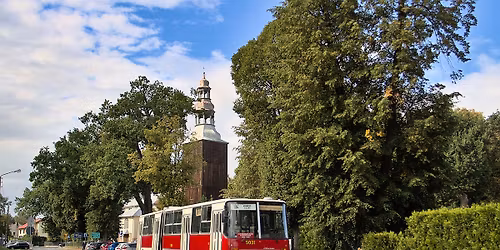 Bia\u0142o(kremowym)-Ikarusem po ulicach Wroc\u0142awia