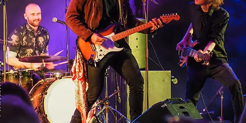 Thomas Heppell + Stoney Broke