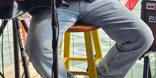 Wood & Strings LIVE at Portside
