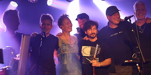 SORTEN MULD \/\/ ViFTEN