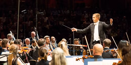 Royal Philharmonic Orchestra: Benjamin Grosvenor, piano | Vasily Petrenko, music director