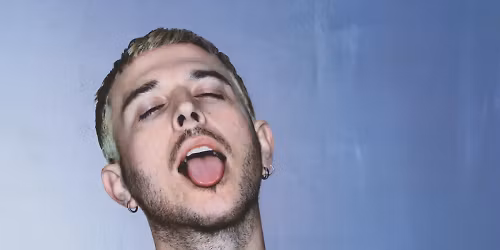 Oscar and the Wolf in Boom