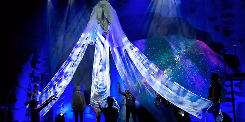 Cirque Musica Holiday Wonderland at Comerica Center