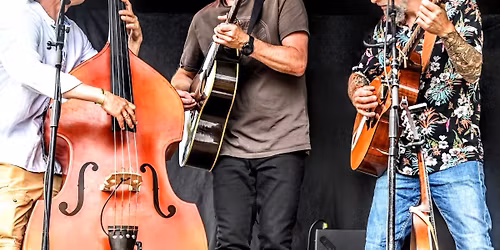 Henrik Johannessen & the Roots p\u00e5 Bikers Barn 