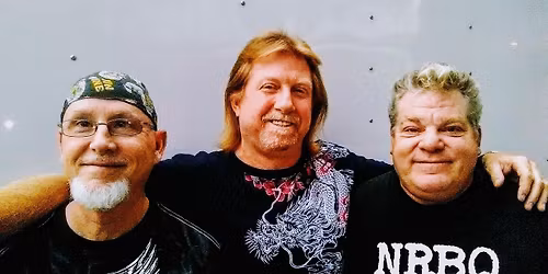 THE HOGS ROCK THE HENHOUSE!