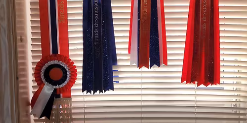 R-sprangstevne Stall Zaana med klubbmesterskap