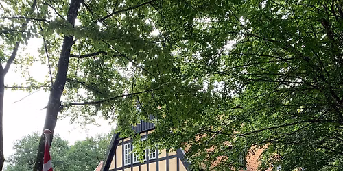 Velkommen til STRIK og DRIK p\u00e5 Hotel Egeskoven den 25. september 2025 kl. 19.30 - 21.30