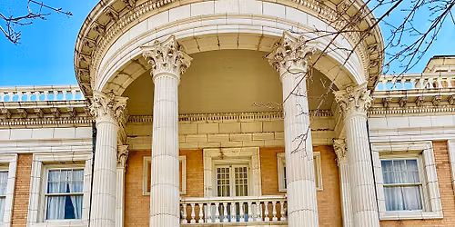 Denver City Highlights & Hidden Gems Bus Tour