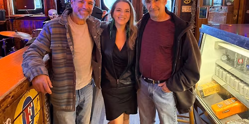 Vocomotive unplugged @ Fadeley\u2019s in Patchogue