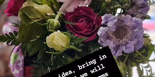 Blooming bottle for moms