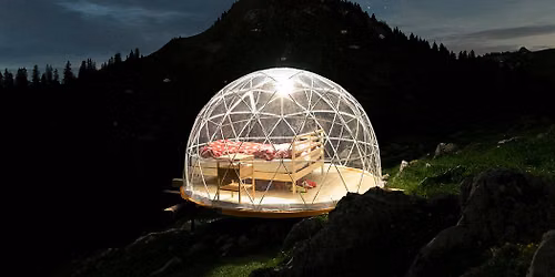 Stockhorn & St\u00e4rnebett: Panorama, H\u00f6hlen und eine Nacht im Sternenbett