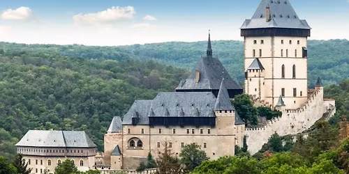 Tlupi\u010dka na Karl\u0161tejnskou tlapi\u010dku \ud83c\udff0\ud83d\udc3e