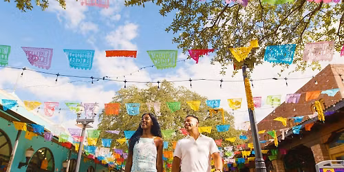 Fiesta Wreath Making Class at Hotel Contessa