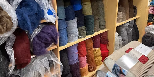 Strikkekaf\u00e9 p\u00e5 Gr\u00f8nvold