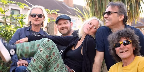 A Very Hennesea Christmas