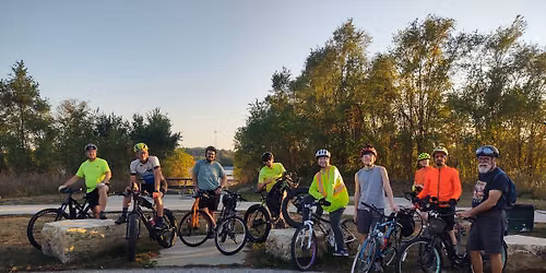 Community Group Ride (Meet Me at the Market) - Sac & Fox