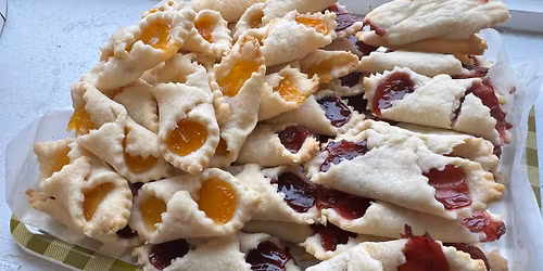 Ko\u0142aczki (the Polish cookie)