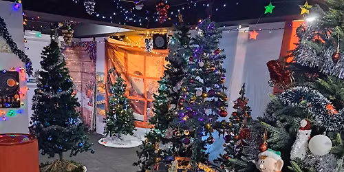 Sealawn Guest House and Friends Santa's Grotto Quiet Session