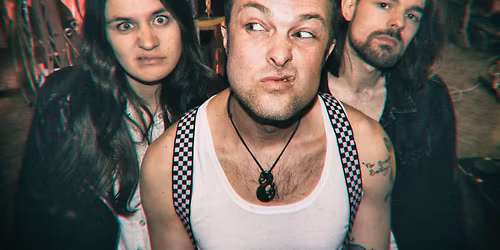 Carson (Stoner Power Trio\/Schweiz\/Neuseeland) live im Salon bei Chez Heinz! Pr\u00e4sentiert von mir.