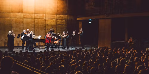 Dvo\u0159\u00e1k and Mozart Serenades