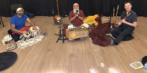 Kirtan with Rudra and friends!