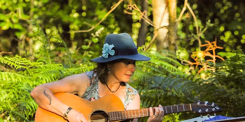 Jude Lane @ Old Wives' Tales