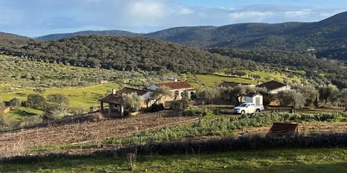 Fin de A\u00f1o en la sierra de Fuentes de Le\u00f3n
