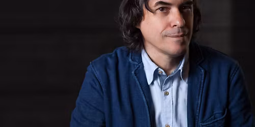 Internationell f\u00f6rfattarscen: Mircea C\u0103rt\u0103rescu (Rum\u00e4nien)