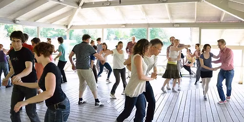 Stora Skuggan PREMIERE - lindy hop jazz outdoors