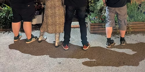 Pre-Christmas boogie \ud83c\udf84\ud83c\udf81 at The Thatched House in Felpham