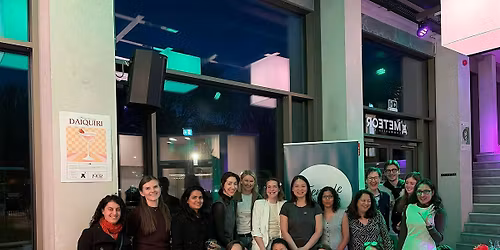 Monthly Networking Drinks Eindhoven: Career Shifts & Turns