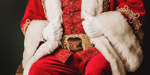 Santa Arrives at Lake Lanier Islands!