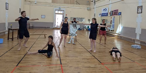 Bewegung, Material und Figurentheater \/\/ Mouvement, Mat\u00e9riaux et Marionnettes