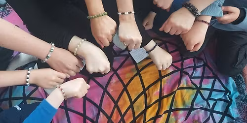 Et si on d\u00e9couvrait la lithoth\u00e9rapie ( atelier maman-enfants) \/ 6 places dispos