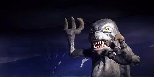 Skr\u00edmslasetri\u00f0 opnar \/ The Sea Monster Museum opens for the season!