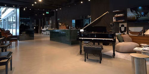 Ein Jahr Steinway & Sons Flagshipstore am Kronprinzplatz