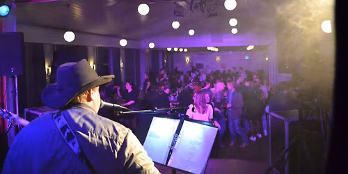 20+ fest med Re bygdeungdomslag