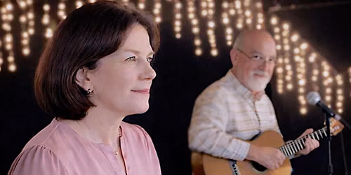 Live Music with Pearl Tones