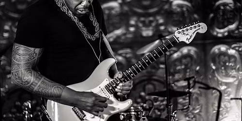 EMANUEL CASABLANCA live at THE BAYOU