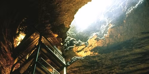 \ud83c\udfa2 Silver Dollar City Theme Park Weekend Getaway in Branson, MO \ud83c\udfb6\u2728 $199 Per Couple