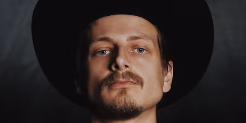 SUPPL\u00c9MENTAIRE - P'tit Belliveau Solo @BAINSPUBLICS