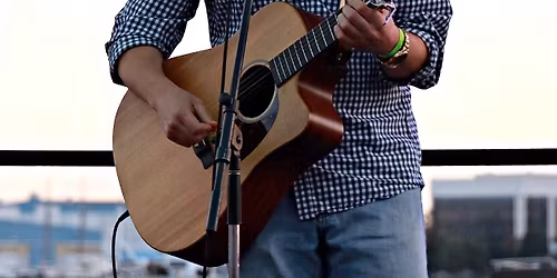 Live Music - Justin Suede