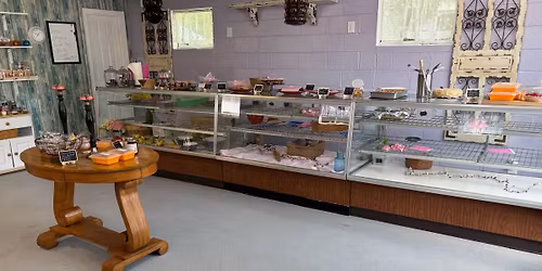 Old Fashioned Candy Wreath Class